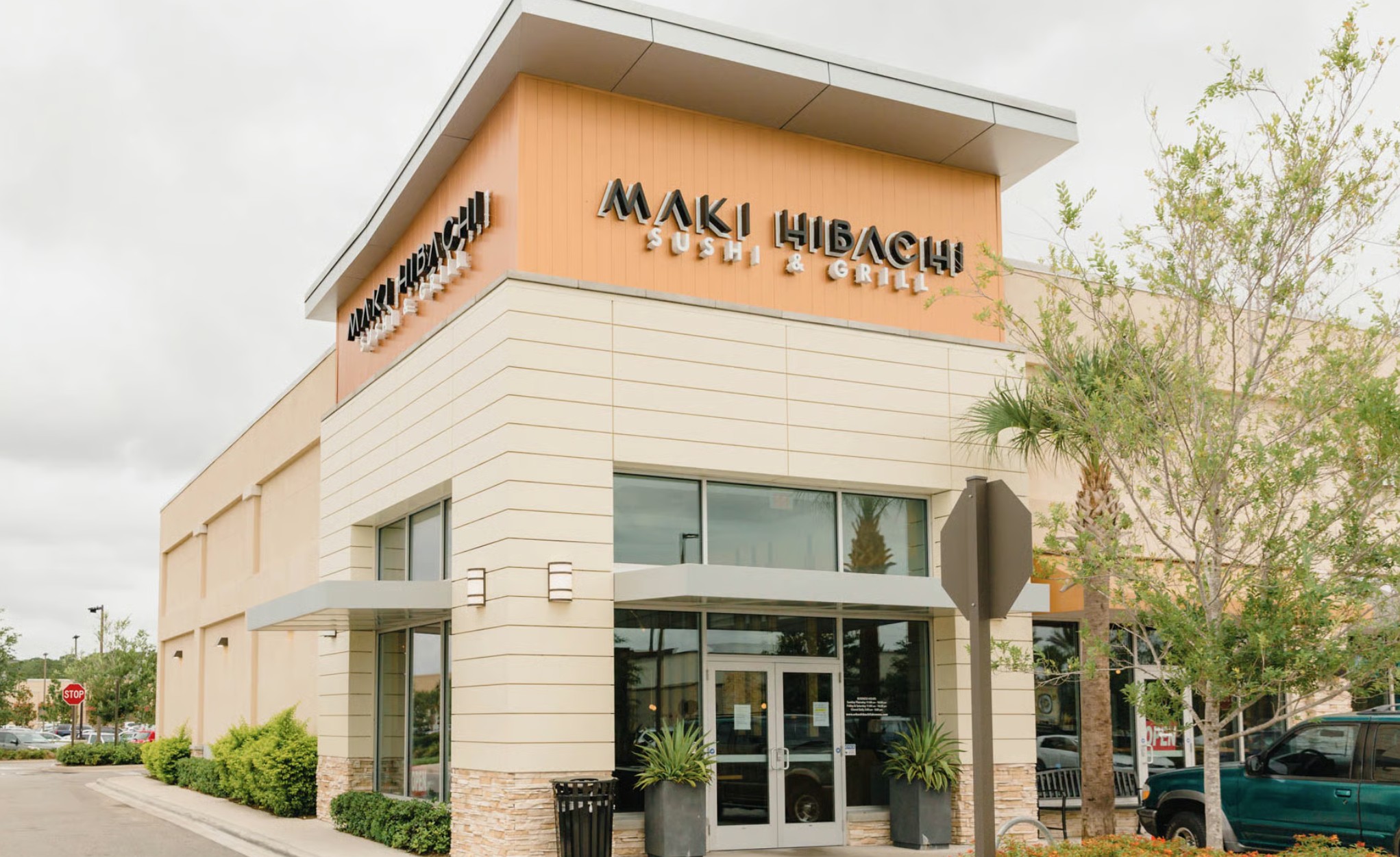 Church Street Orlando Maki Hibachi Exterior