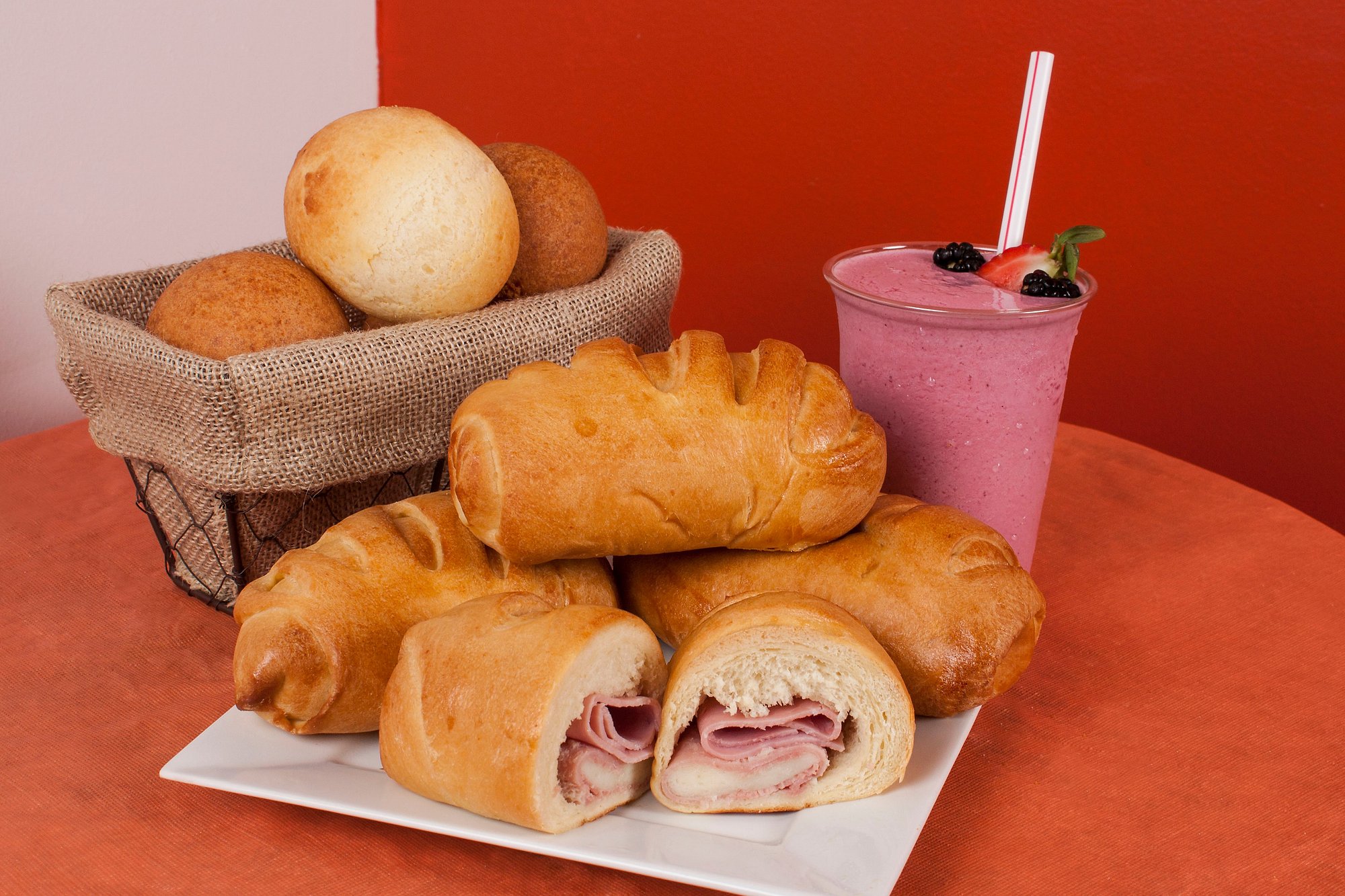 Church Street Orlando Mecatos Bakery And Cafe Ham And Cheese Bread Smoothies