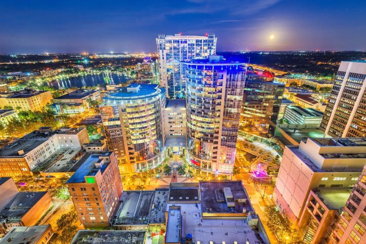 Nightlife On Church Street
