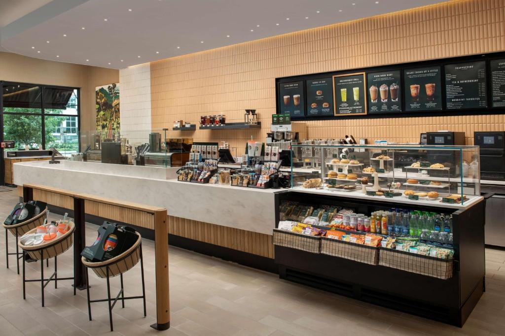 Church Street Orlando Hilton Garden Inn Store